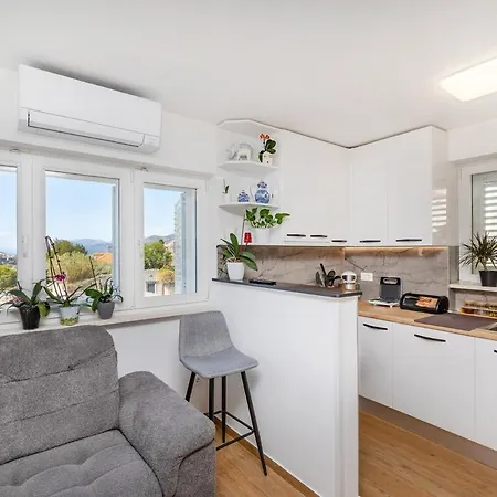 Apartment Lukre